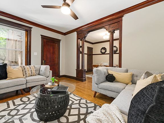 2nd image of 1922 N Washtenaw Ave #1W