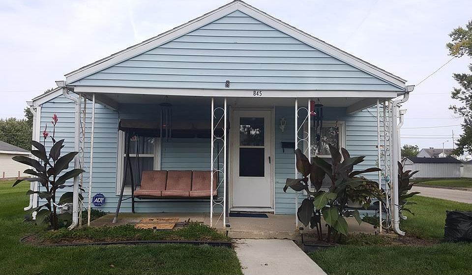 1st image of 845 Wilson Ave