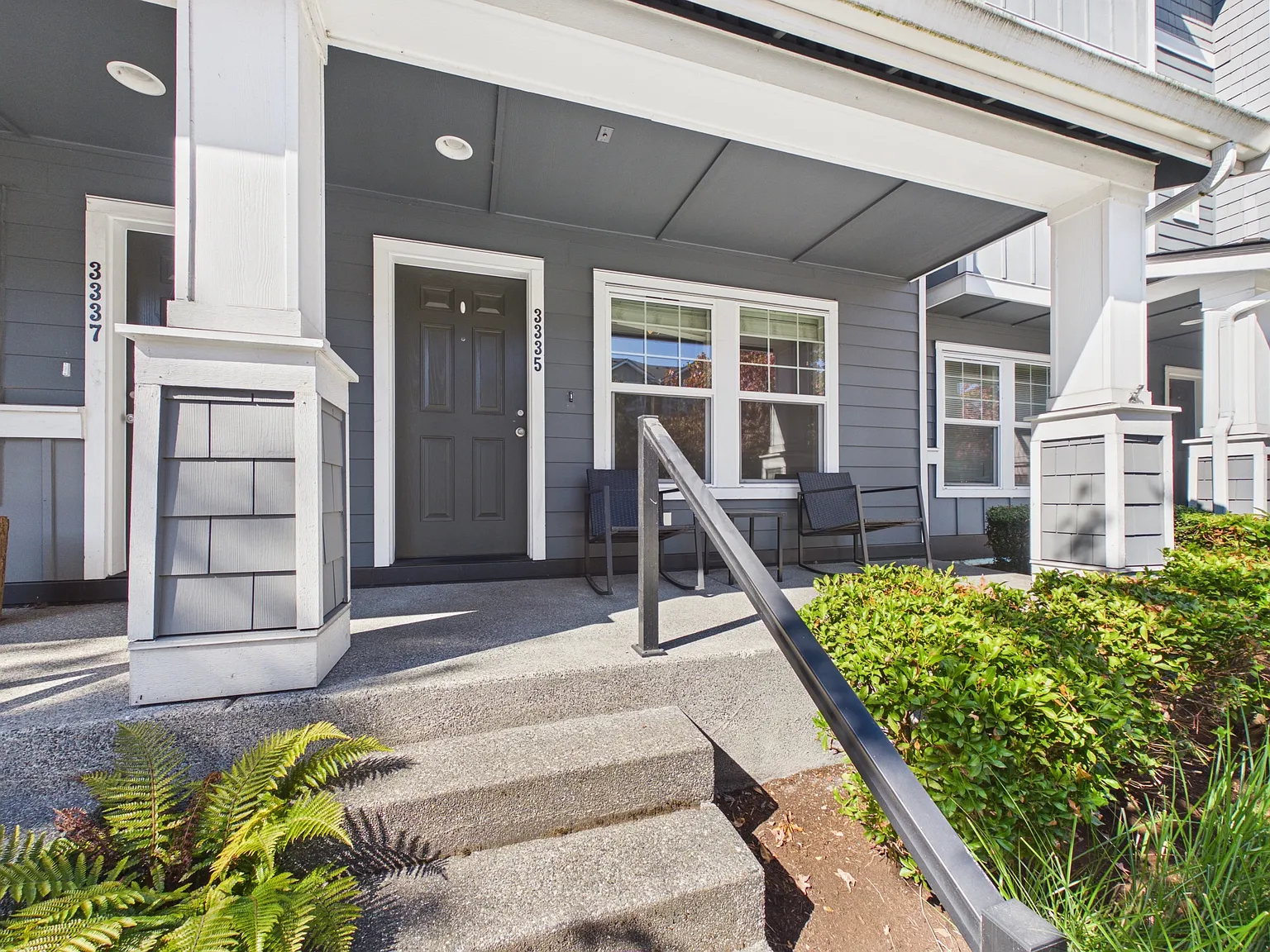 2 bed, 2.5 bath, 1426 sqft, $2,850 — Photo 2