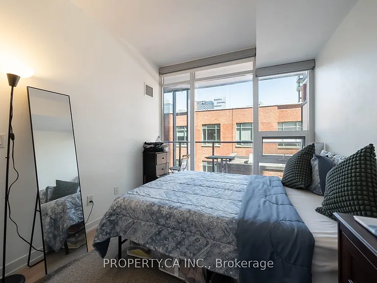 105 George St #303 — Photo 21