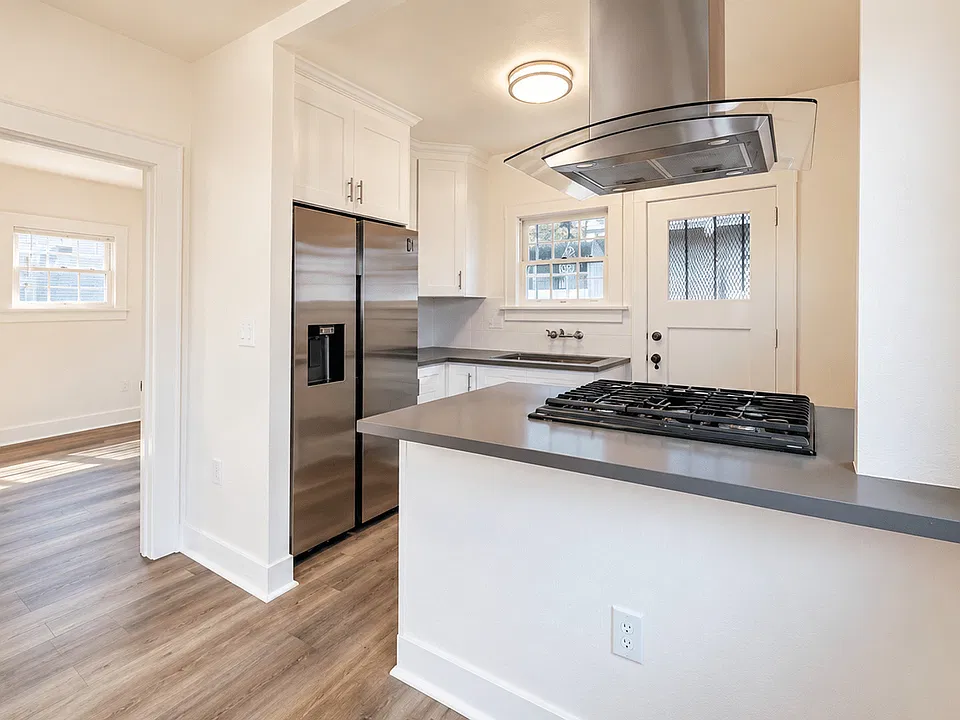 4463-4469 48th St