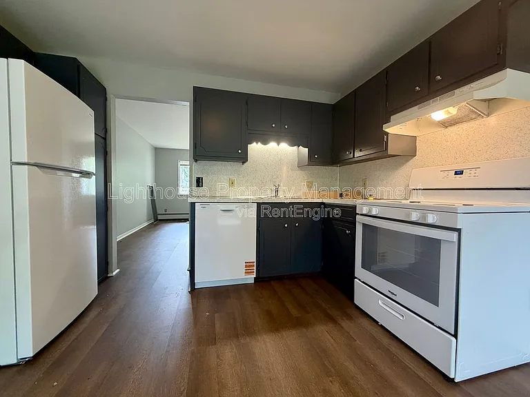 143 Exchange St SE #B — Photo 18