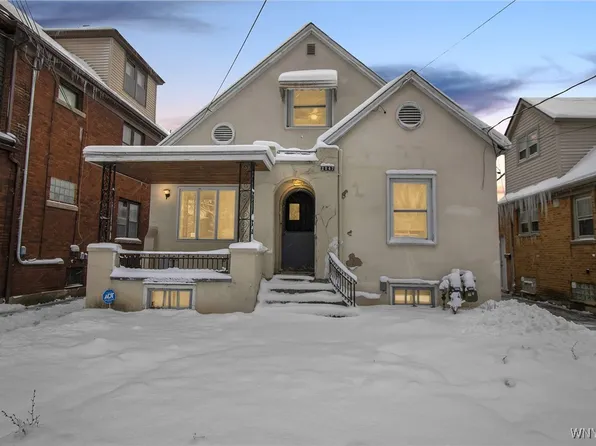 2247 Grand Ave, Niagara Falls, NY 14301