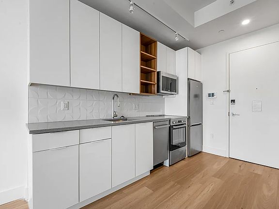 3rd image of 1457 Flatbush Ave #311