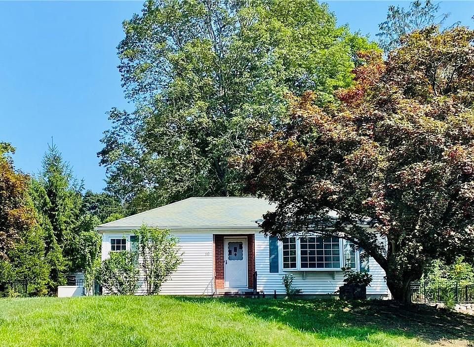 1st image of 10 Mahopac Avenue