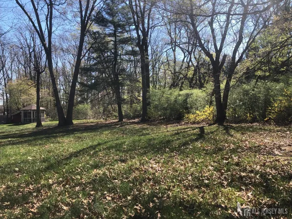 308 Forsgate Dr, Monroe Township, NJ 08831