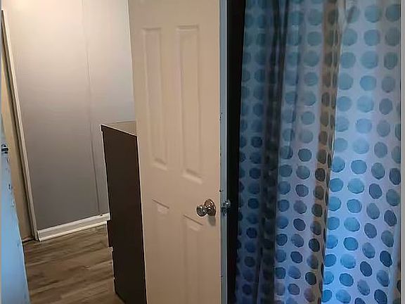 3rd image of 6839 Albatross Ln