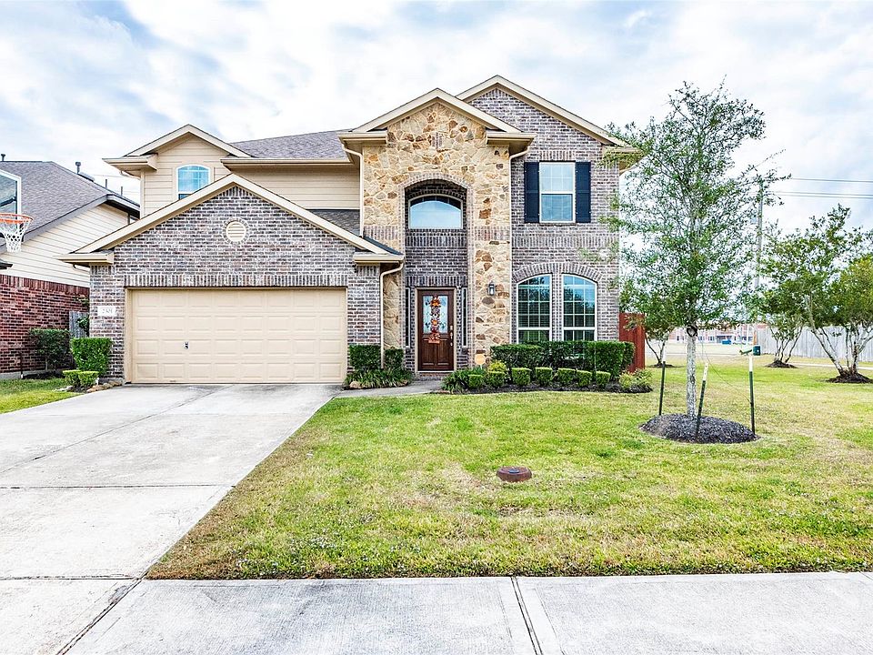 1st image of 2301 Cantabria Ln