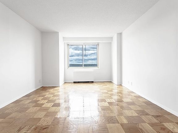 5th image of 2600 Netherland Ave APT 2405