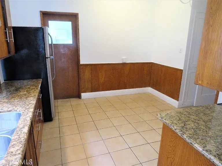 227 S Gale Dr #4 — Photo 11