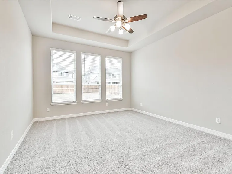 8211 Chartres Wind Dr — Photo 18