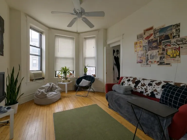 1319 W 19th St #2F — Photo 9