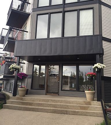 5th image of 6516 36a Ave NW