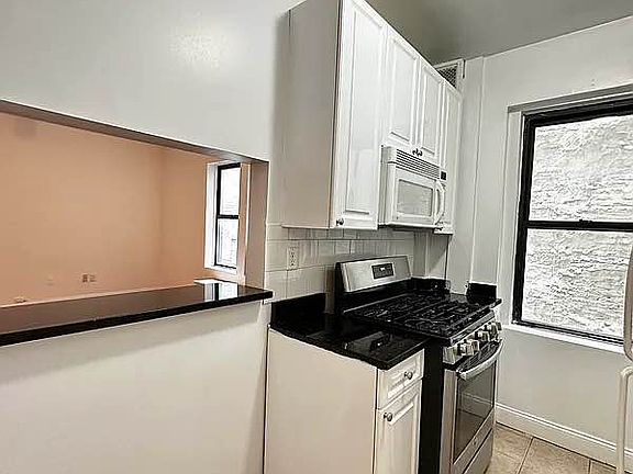 5th image of 137 E 29th St #3T