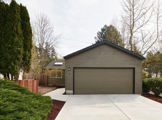 99 Kingsgate Rd, Lake Oswego, OR 97035