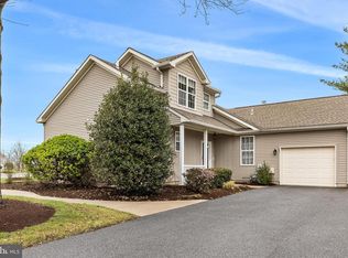 203 N Silver Fox Dr, Glen Mills, PA