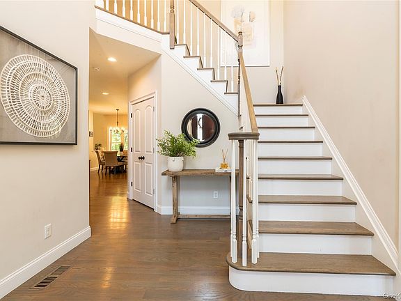 4th image of 37 Biltmore Drive