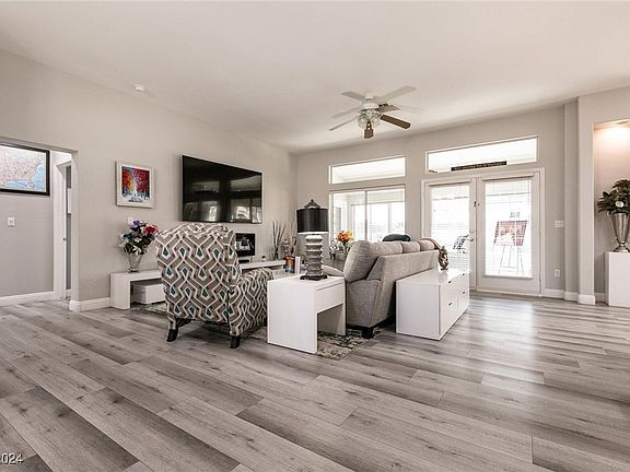 5th image of 2725 Echo Mesa Dr