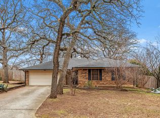 503 Oakhill Dr, Denton, TX 76201