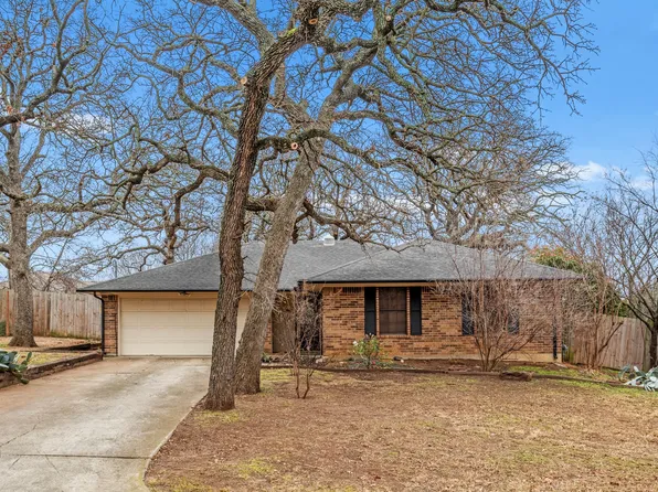 503 Oakhill Dr, Denton, TX 76201