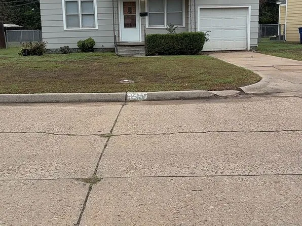 1513 W Hudson Dr, Enid, OK 73703