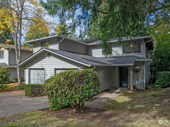 15932 NE 42nd Court #16D, Redmond, WA 98052