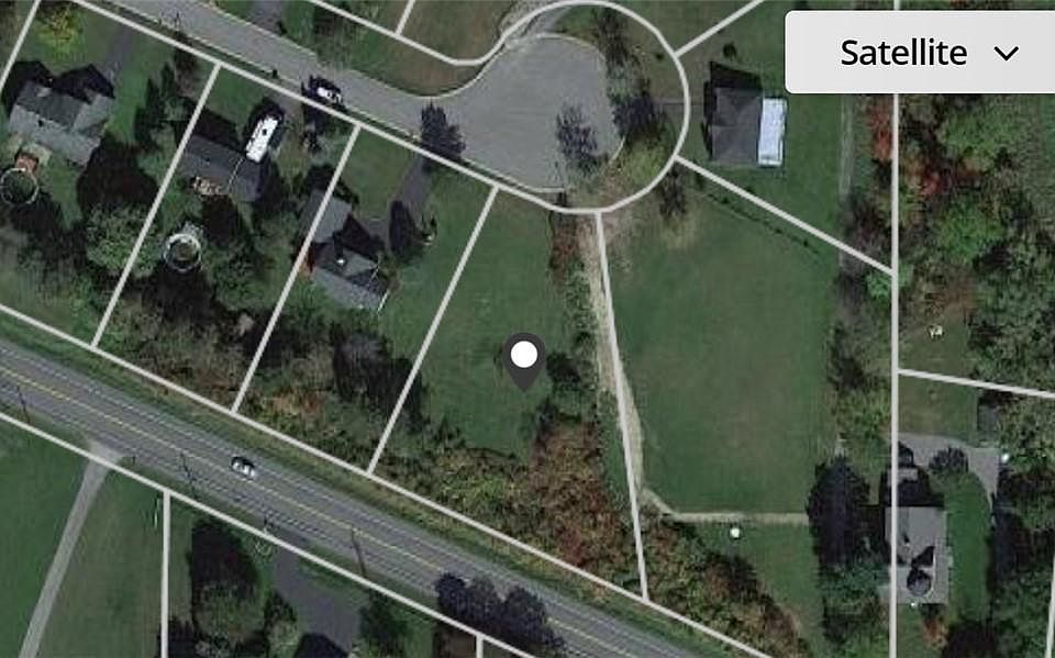 1st image of 7 Old Meadow Ct