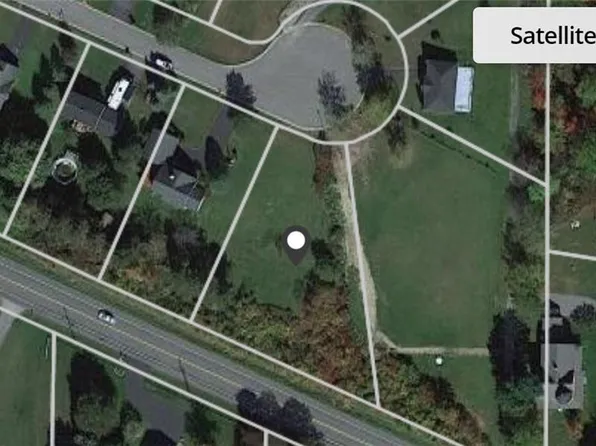 7 Old Meadow Ct, Livonia, NY 14487