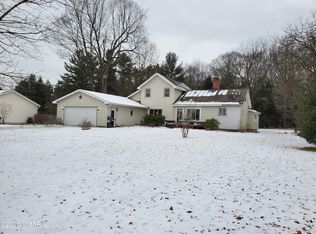 3609 Ross Rd, Muskegon, MI 49445