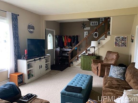 3rd image of W8028 Aguette St Lot 8