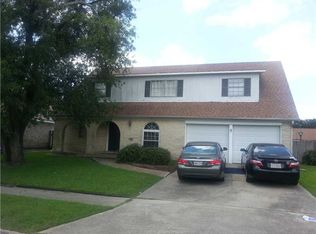 568 Brookmeade Dr, Gretna, LA 70056