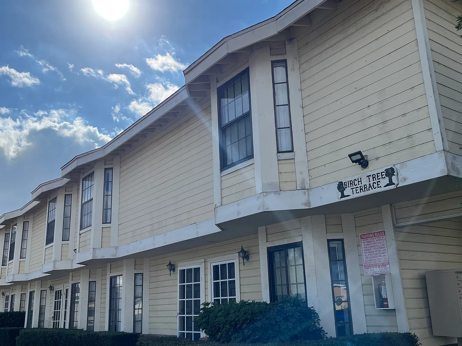 3 bed, 2.5 bath, 950 sqft, $3,250 — Photo 4