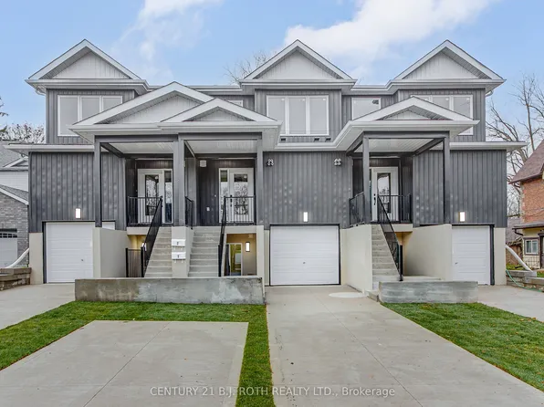 82 Peel St #1, Barrie, ON L4M 3L4