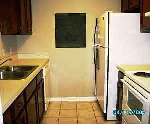 2nd image of 3765 Crown Point Rd APT 8