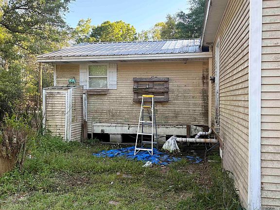 3rd image of 31199 Richardson Dr