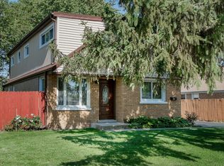 544 S Adeline Ave, Addison, IL 60101