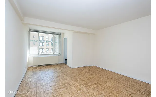 Sold by Douglas Elliman | media 7