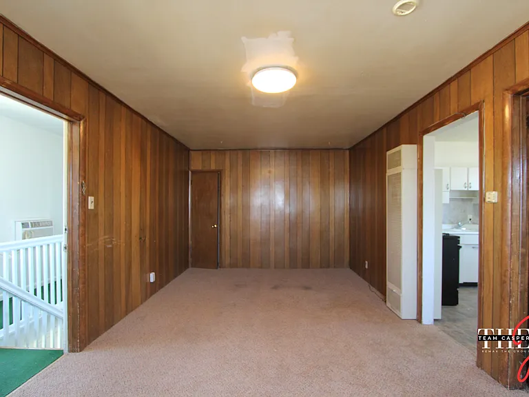 1011 E B St #3 — Photo 2
