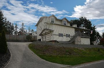 1st image of 26198 Tuckerman Ave NE