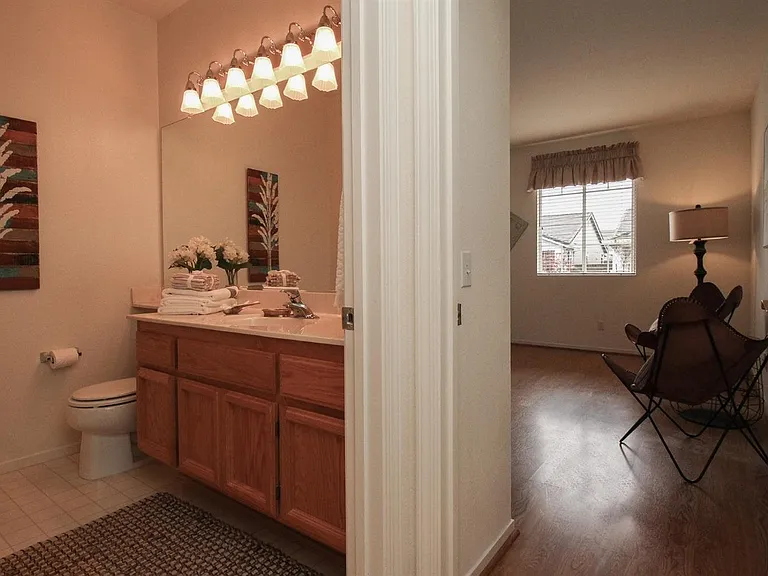 130 Mandarin Cir — Photo 4