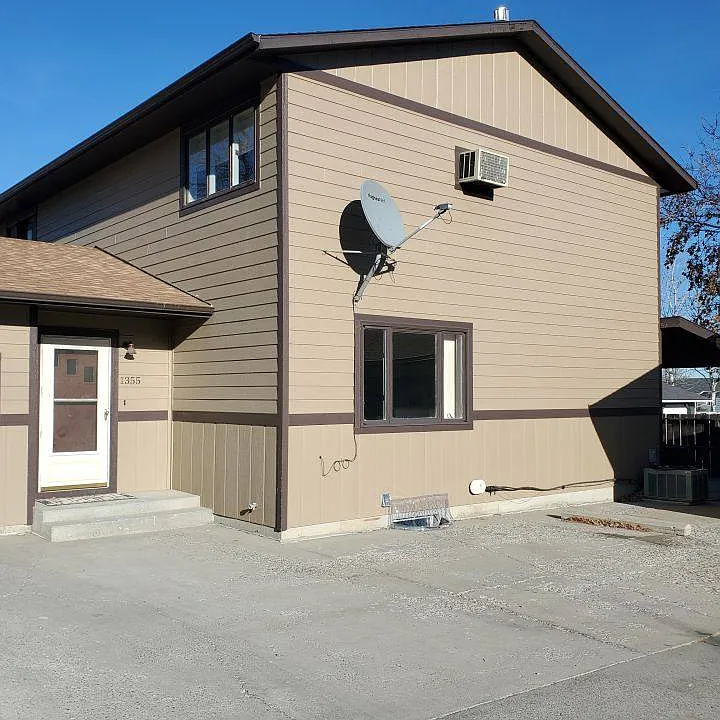 1355 Quartz Pl