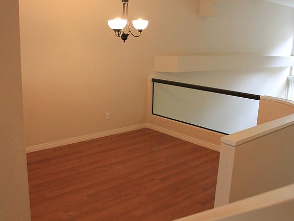 5th image of 7230 Calabria Ct Unit C