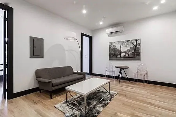 Rented by Urban Pads | media 18