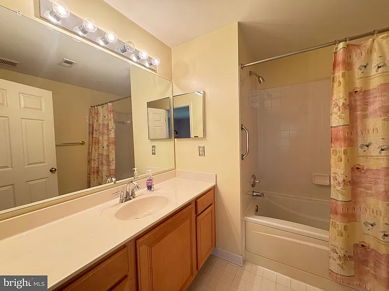 9151 Gracious End Ct #203 — Photo 12