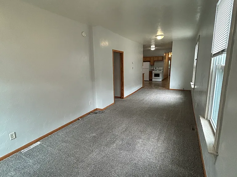 850 Cherry St — Photo 2