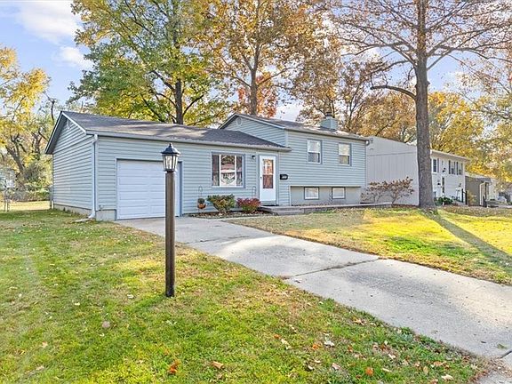 2nd image of 9209 W 100th St