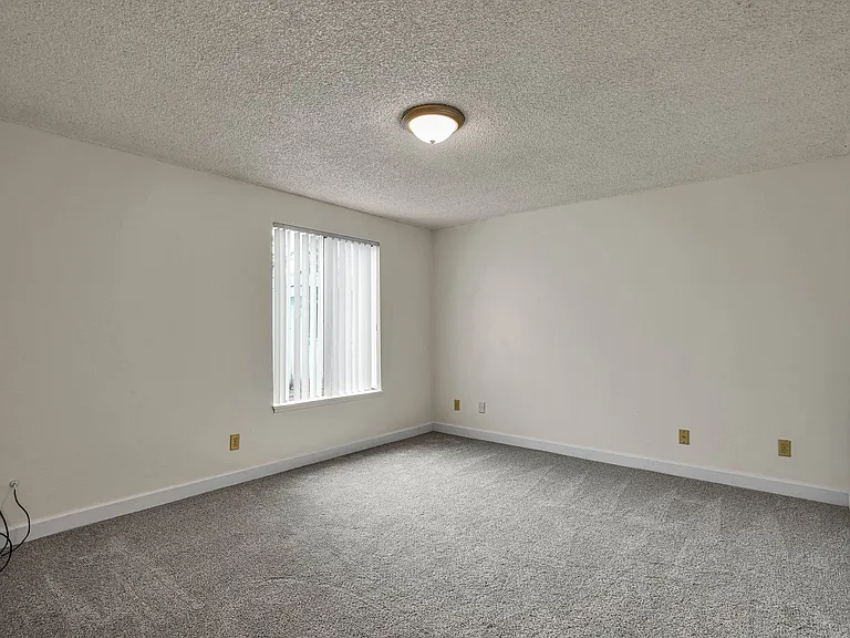 #270 WINDSOR ISLAND ESTATES — Photo 38