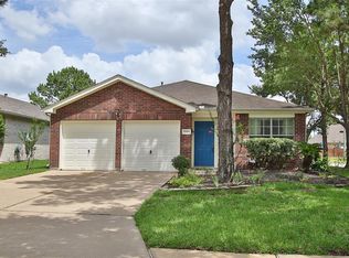17211 S Summit Canyon Dr, Houston, TX 77095