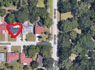 2788 Robinwood Dr, Clearwater, FL 33759