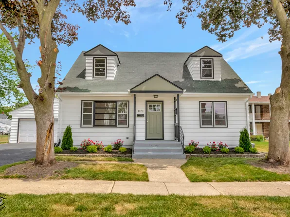 1373 Wood St, Crete, IL 60417